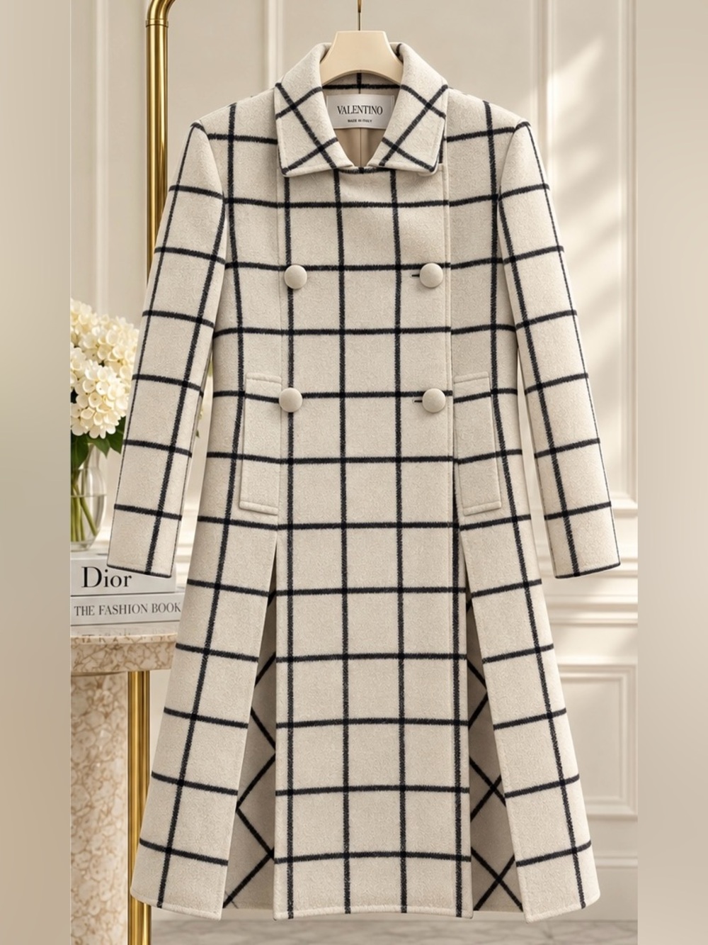 Valentino Ivory Black Windowpane Plaid Wool Coat Made in Italy Size 04